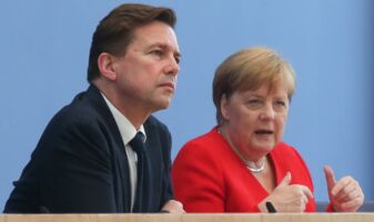 Merkel Angela, Google, Facebook, Seibert Steffen, Pandemie, Coronavirus, texttospeech